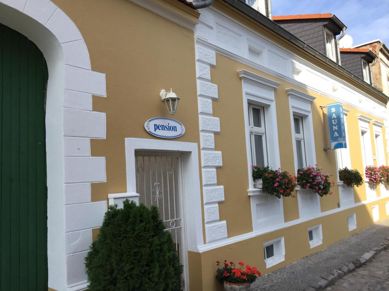 Pension & Sauna Am Lorenz Calbe Dış mekan fotoğraf